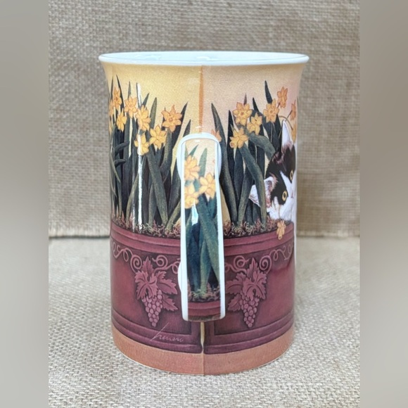Ashdene Naughty Kitty Cat Coffee Mug Cup Bone China Whimsical Novelty Funny - Picture 4 of 6